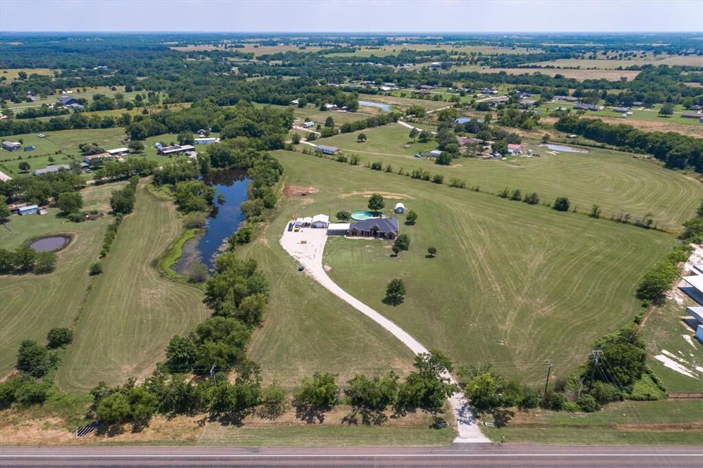Property Photo:  21729 US Highway 80  TX 75169 