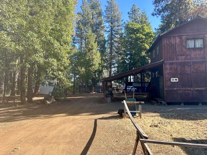 Property Photo: 750 McDonald Creek Road CA 95527