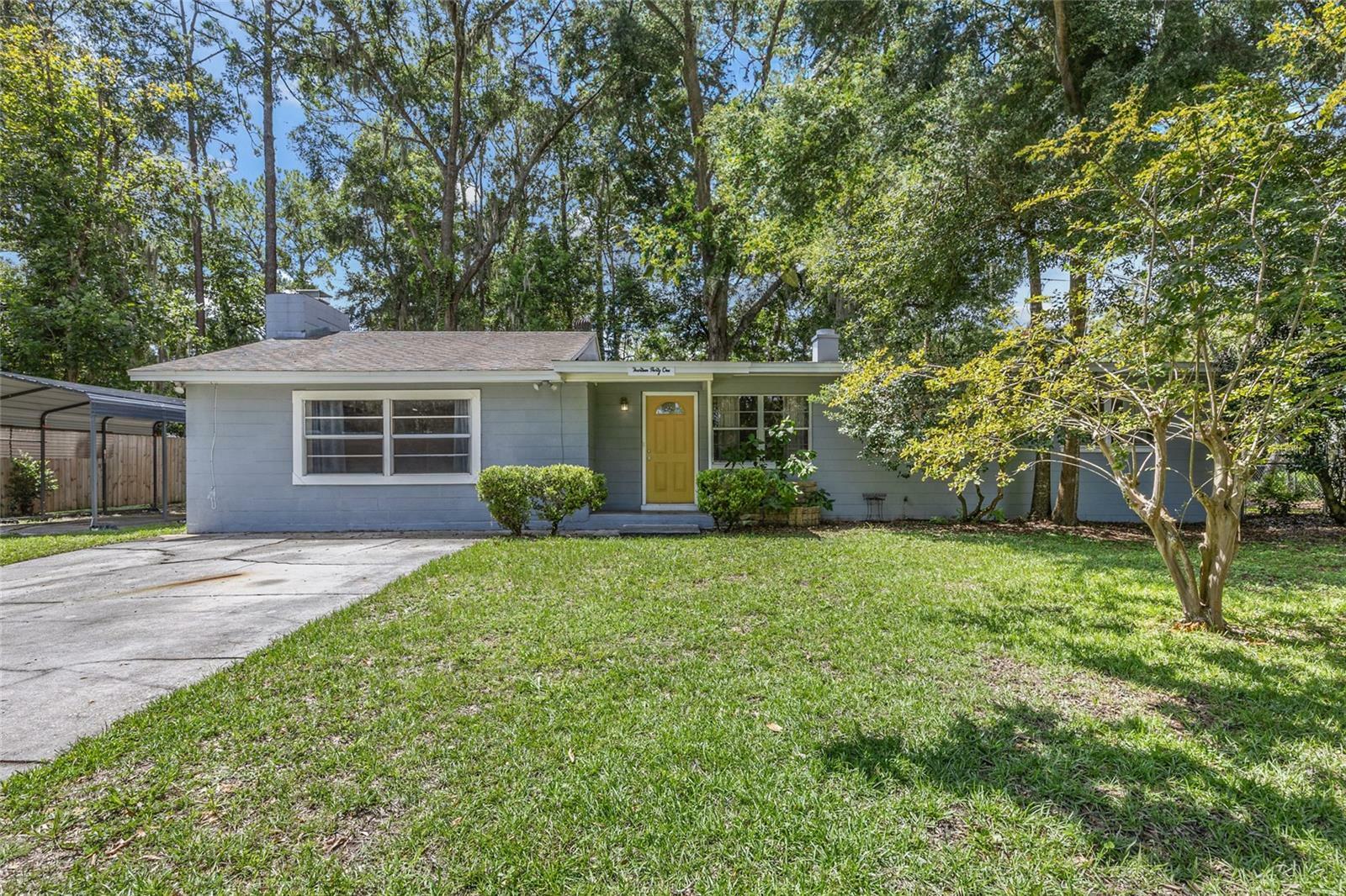 Property Photo:  1431 NE 20th Avenue  FL 32609 