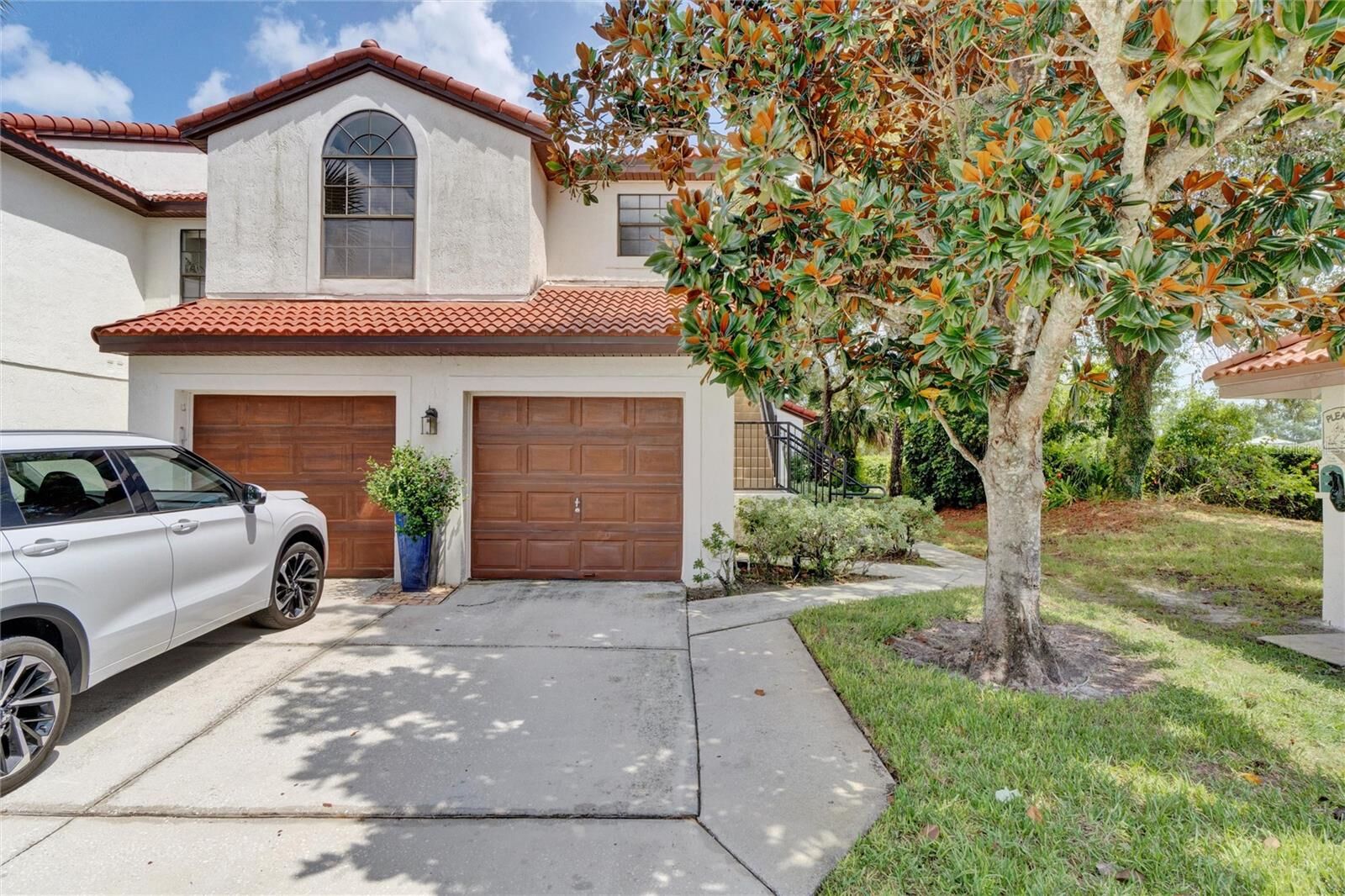 Property Photo:  550 Via Del Oro Drive 206  FL 32714 