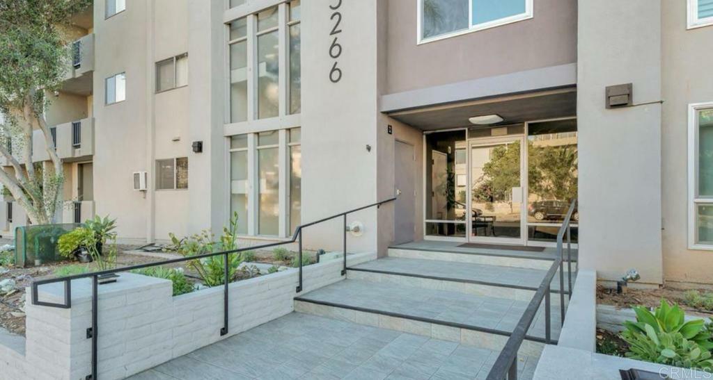 Property Photo:  3266 1st Ave 12  CA 92103 