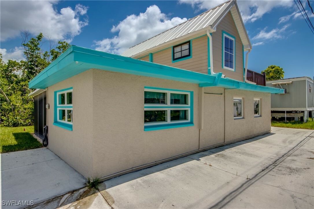 Property Photo:  2595 Pine Street  FL 33993 