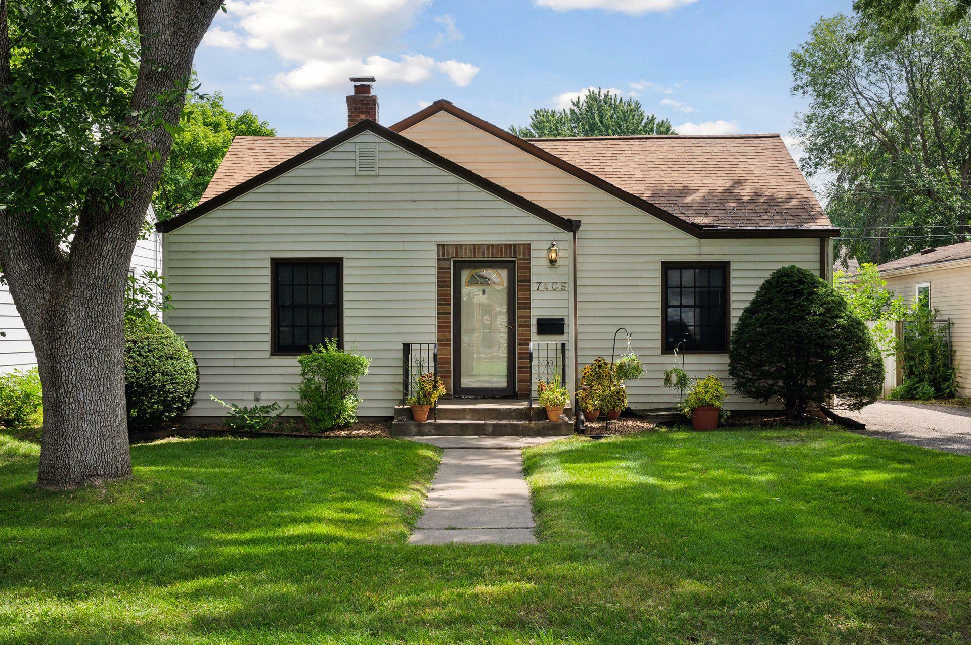 Property Photo:  7409 Dupont Avenue S  MN 55423 