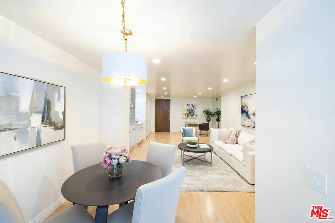 Property Photo:  10751   Wilshire Blvd 704  CA 90024 