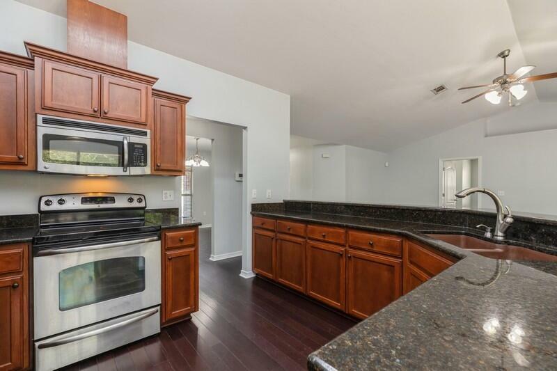 Property Photo:  2814 Shoni Drive  FL 32566 