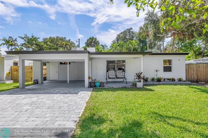 Property Photo:  1324 SW 19th Avenue  FL 33312 