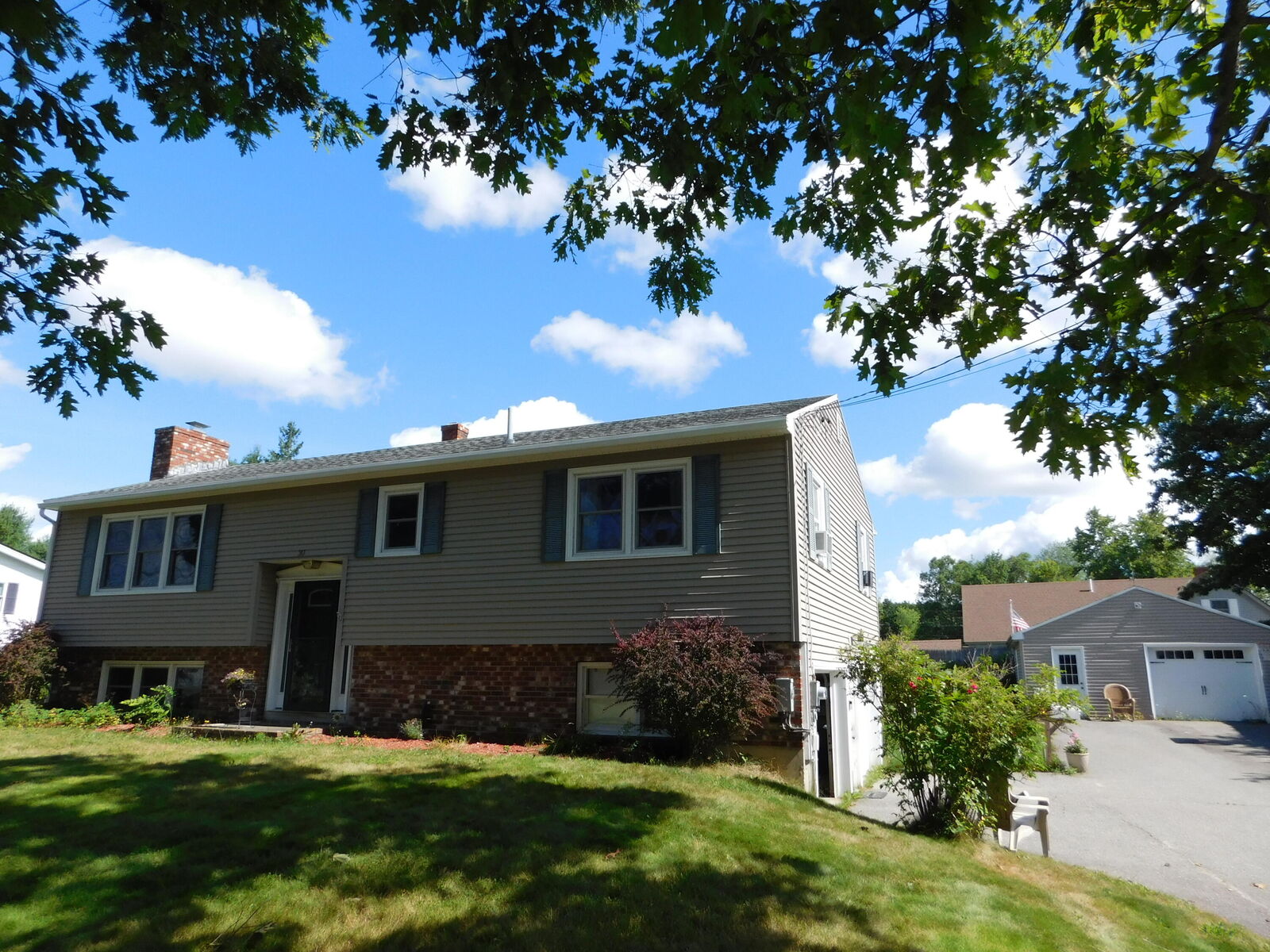 Property Photo:  30 Summit Road  ME 04412 