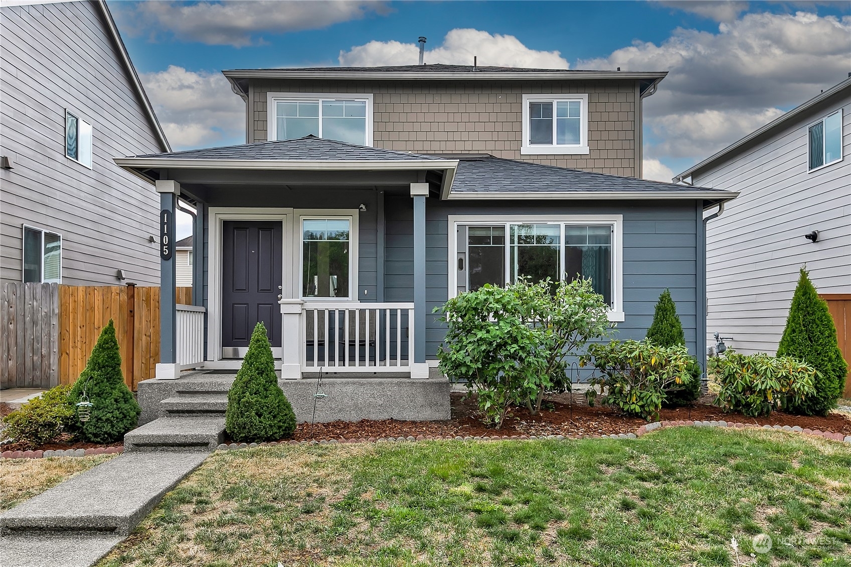 Property Photo:  1105 Ross Avenue NW  WA 98360 