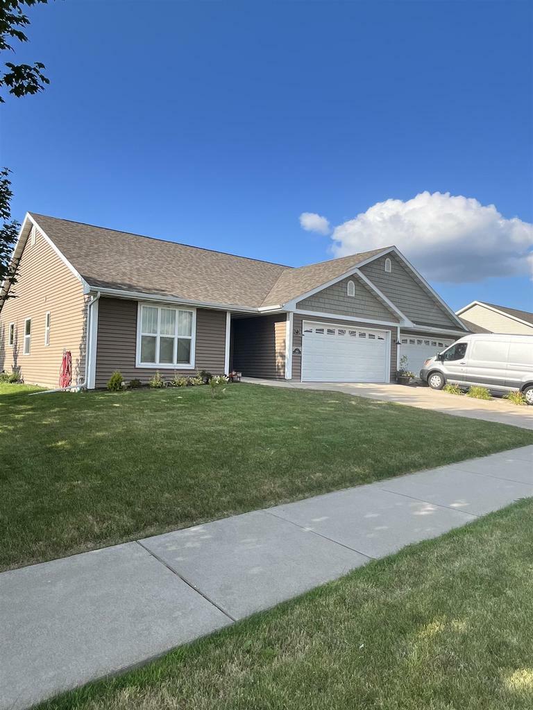 Property Photo:  1901 Huckleberry Avenue  WI 54963 