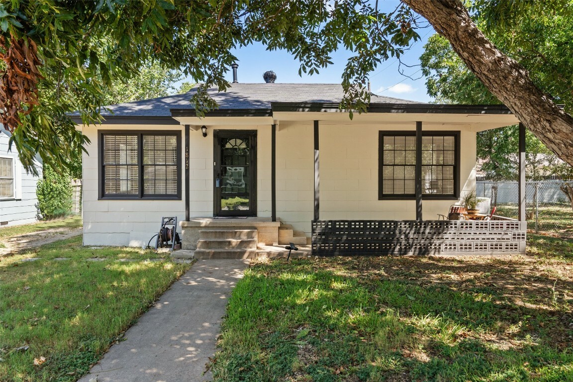 Property Photo:  1812 Eckhardt Street  TX 76574 