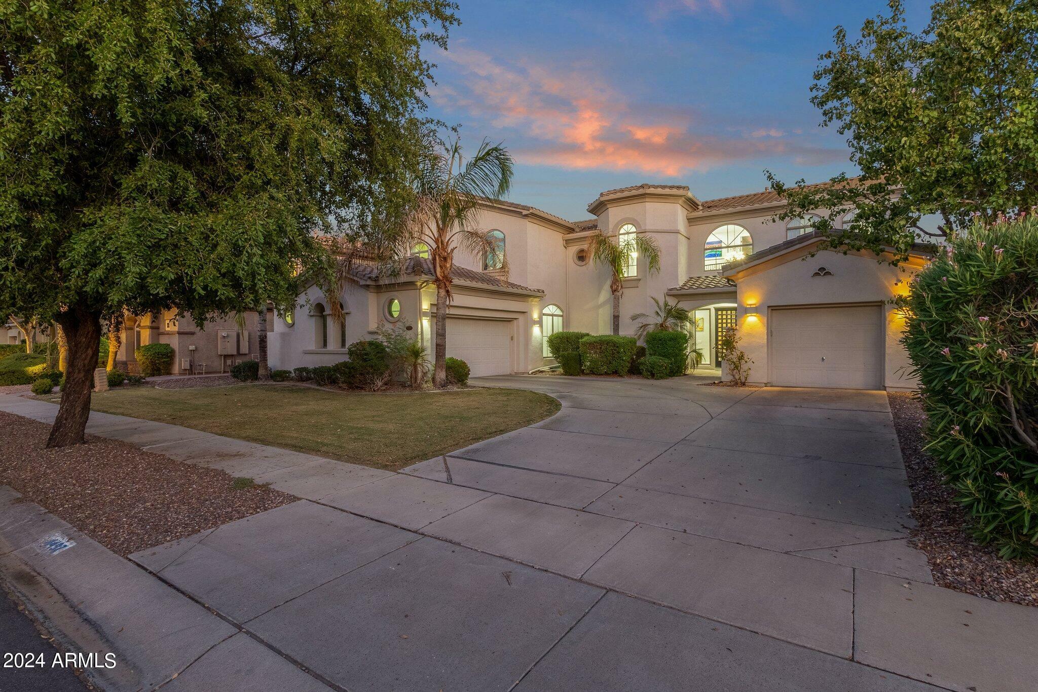 Property Photo:  4497 E Carriage Way  AZ 85297 