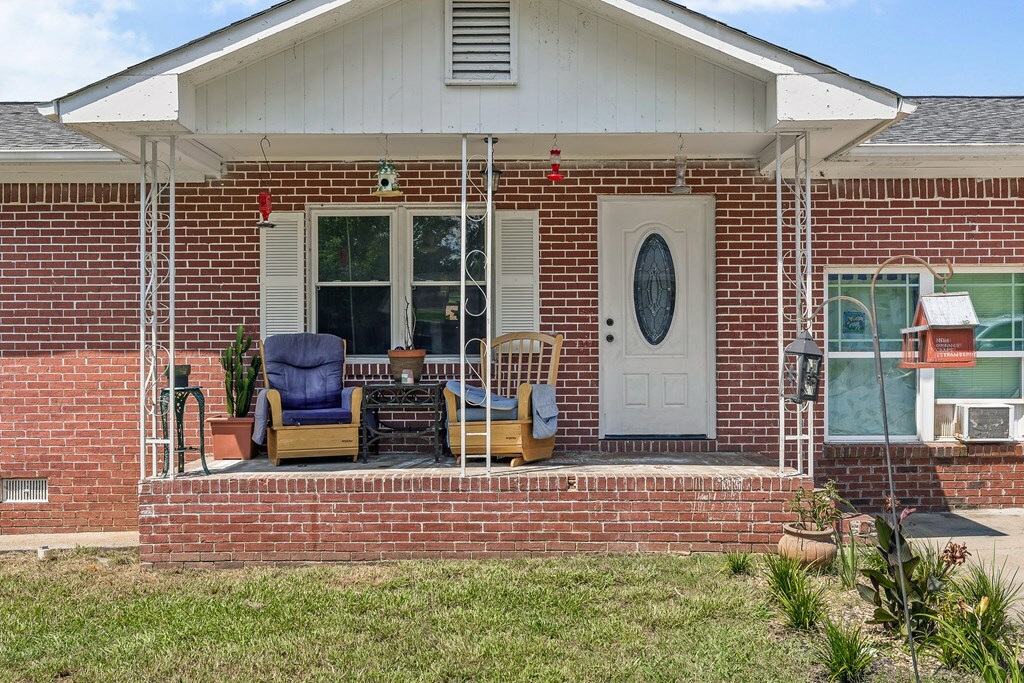 Property Photo:  505 Brittney Place  GA 30721 