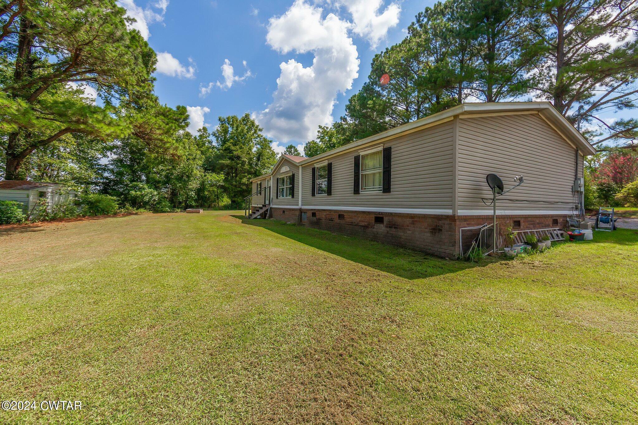 Property Photo:  21515 Tn-125 Highway N  TN 38008 