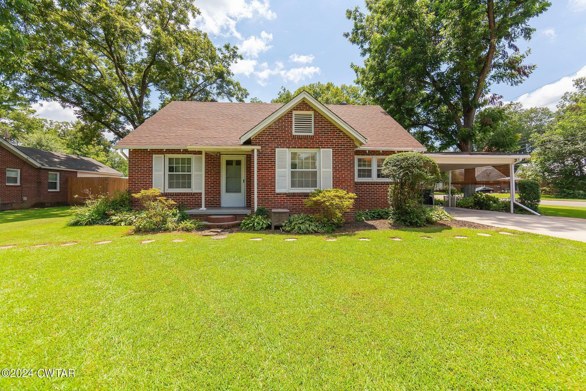 Property Photo:  627 Neely Street  TN 38008 