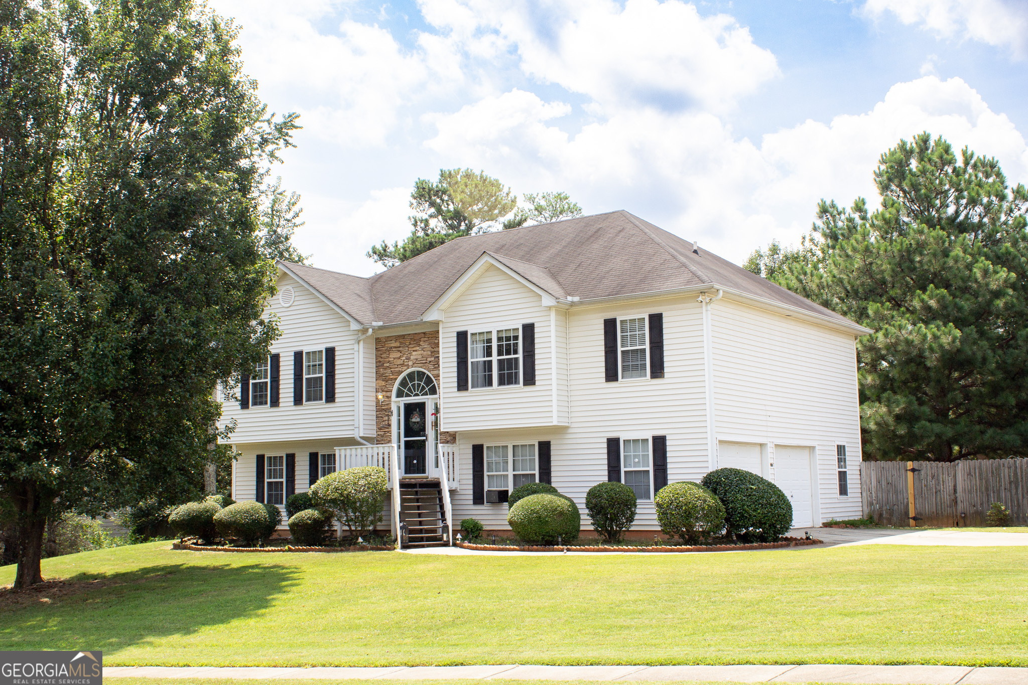 Property Photo:  3256 Duncan Bridge Trail  GA 30519 