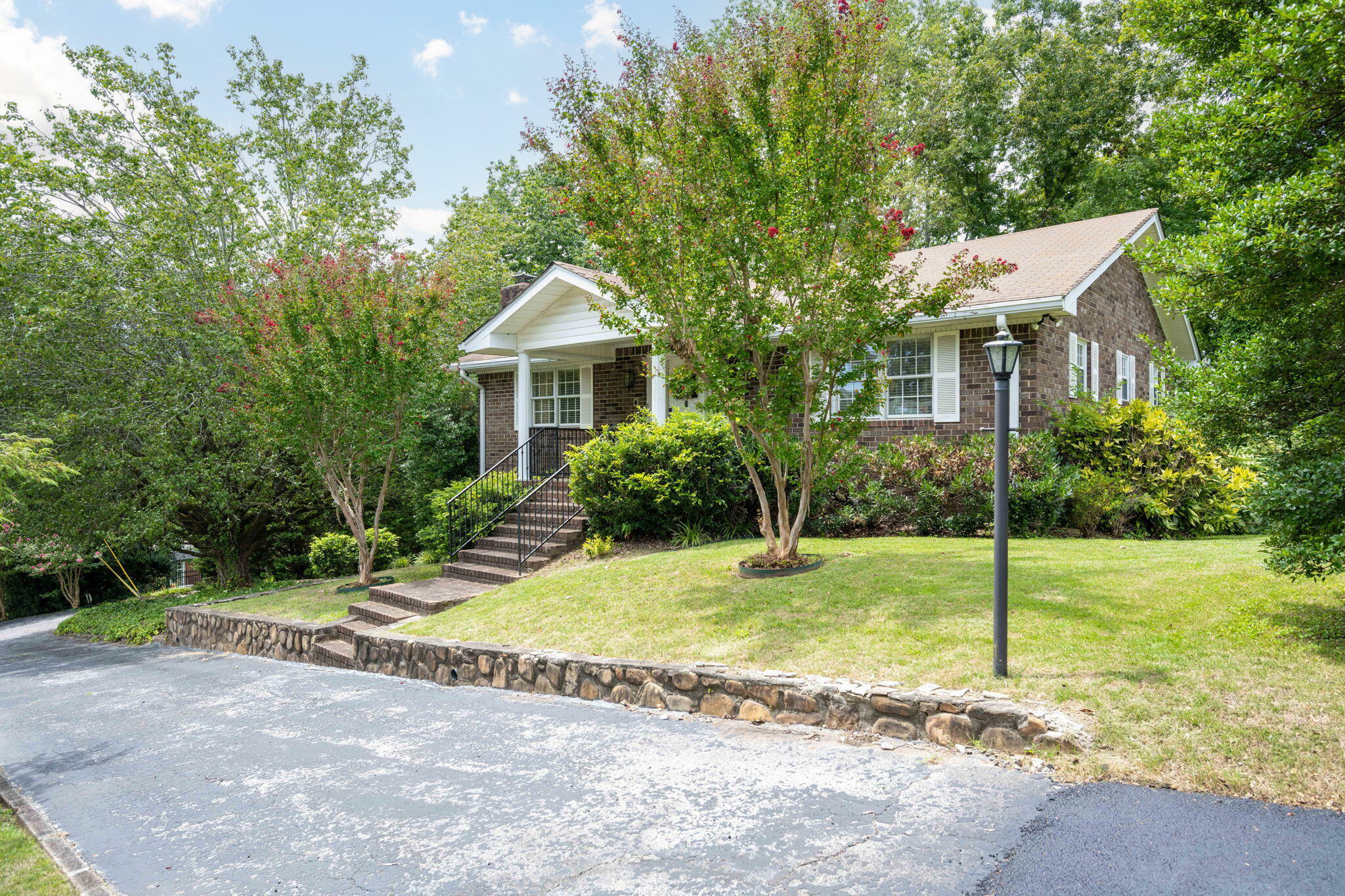 Property Photo:  4547 Crestview Dr  TN 37415 