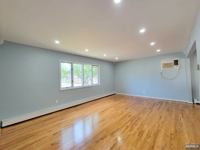 Property Photo:  242 Terrace Avenue  NJ 07644 