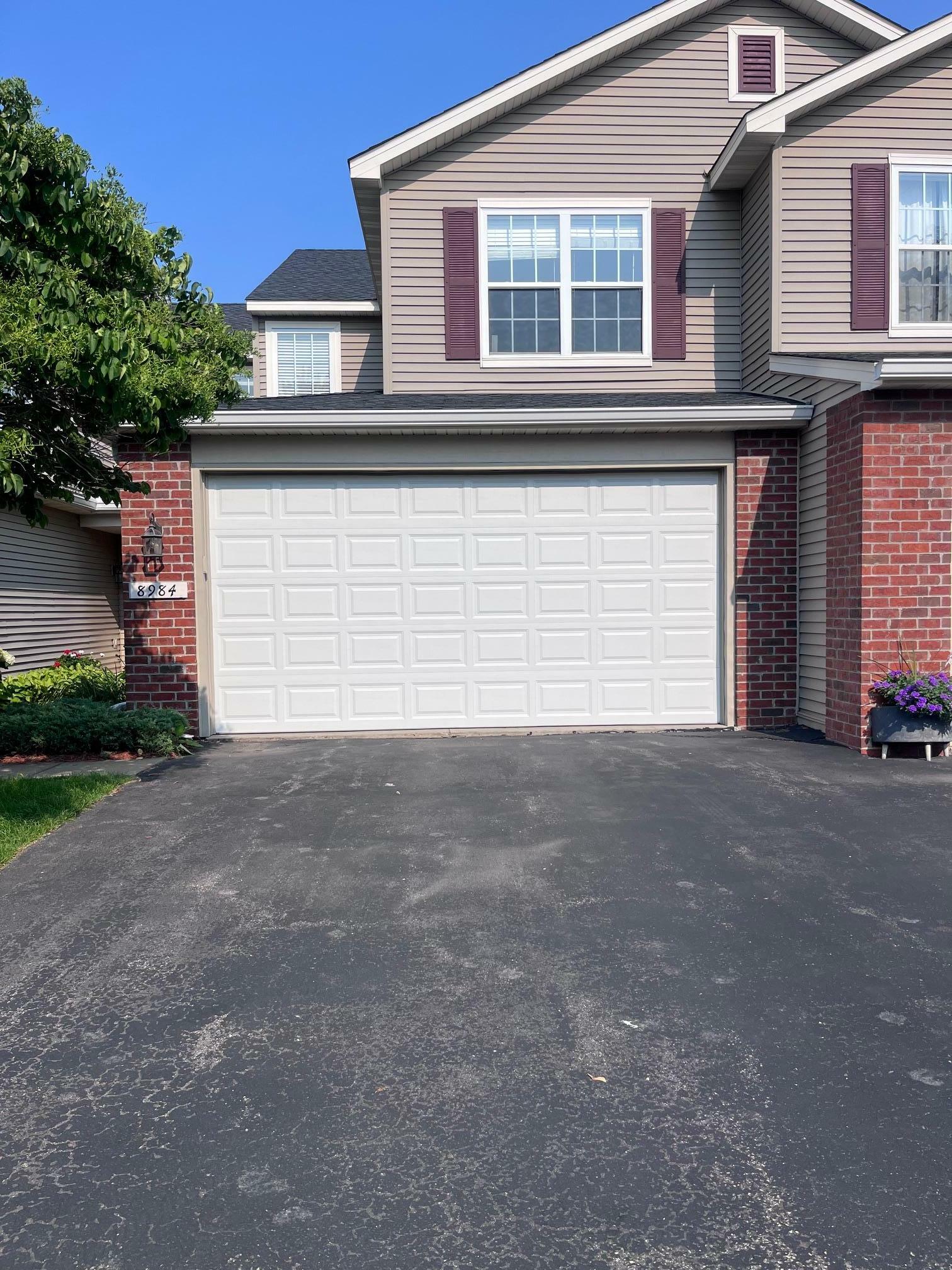 Property Photo:  8984 Comstock Lane N  MN 55311 