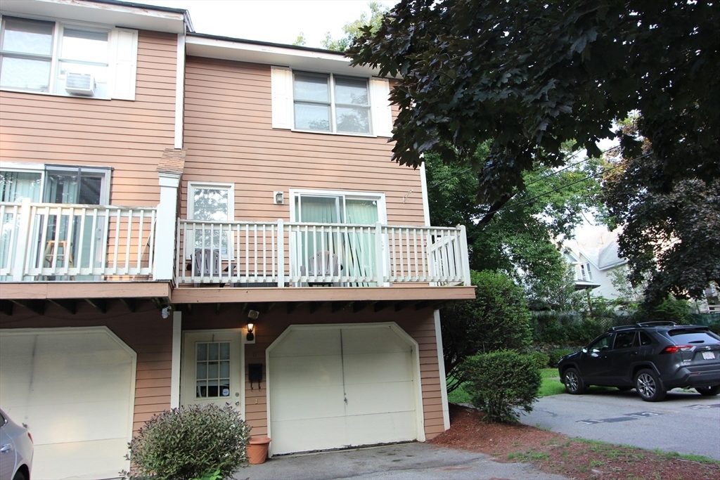 Property Photo:  11 Madonna Circle 11  MA 01854 