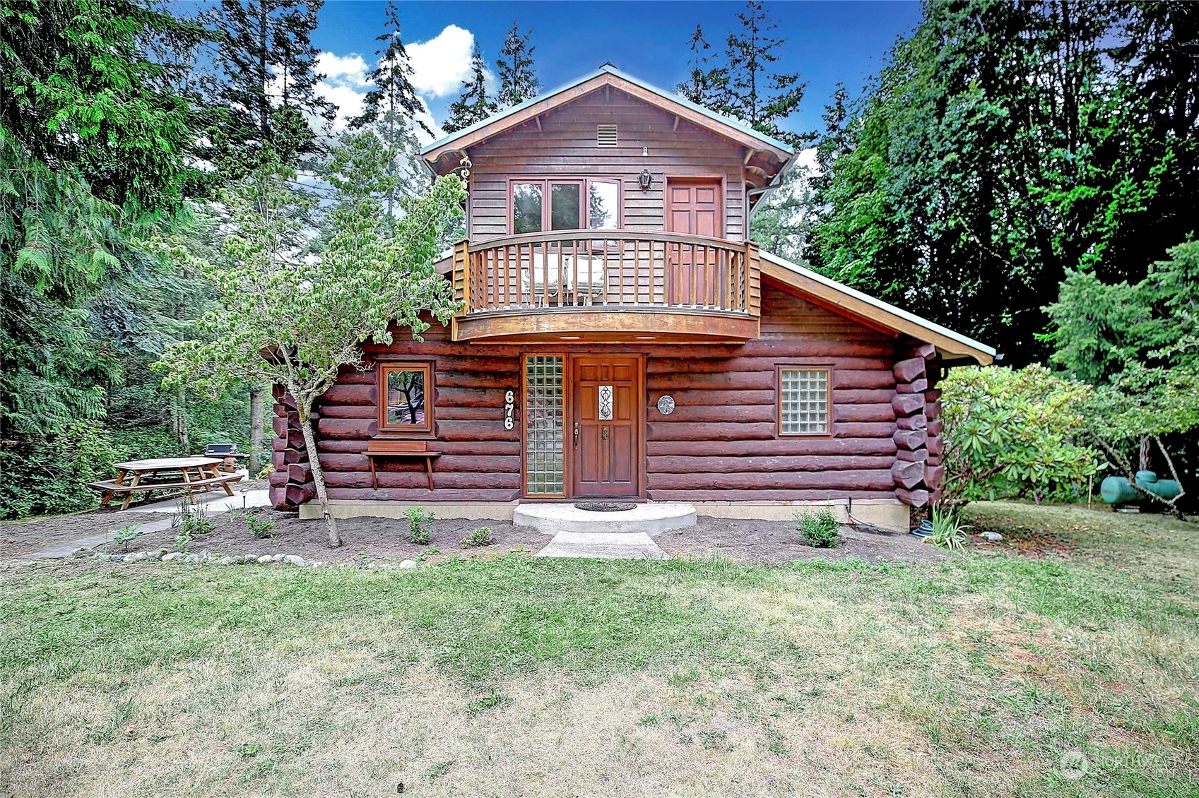 Property Photo:  676 Scandia Parkway  WA 98282 