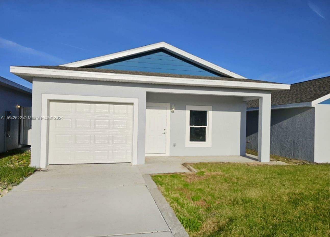 Property Photo: 1476 Las Villas Blvd FL 33870