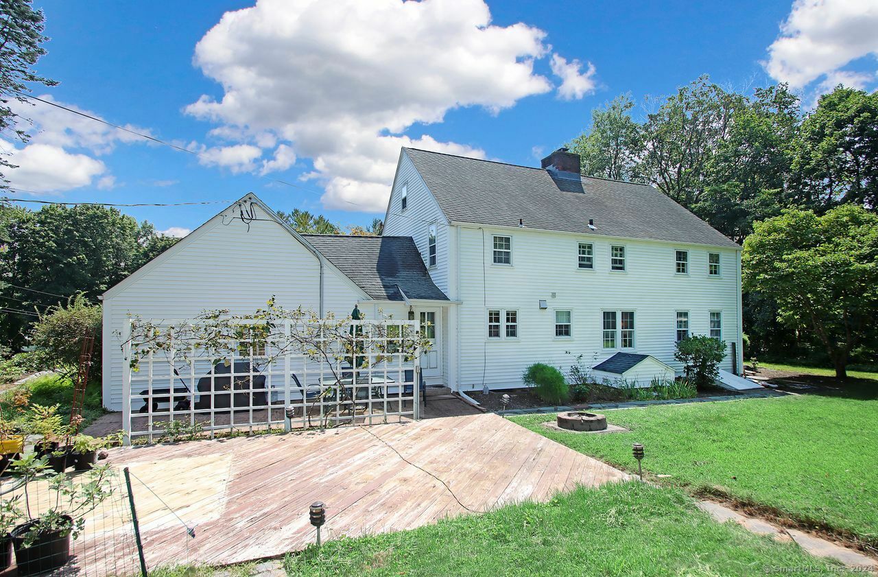 Property Photo:  1670 Hartford Turnpike  CT 06473 