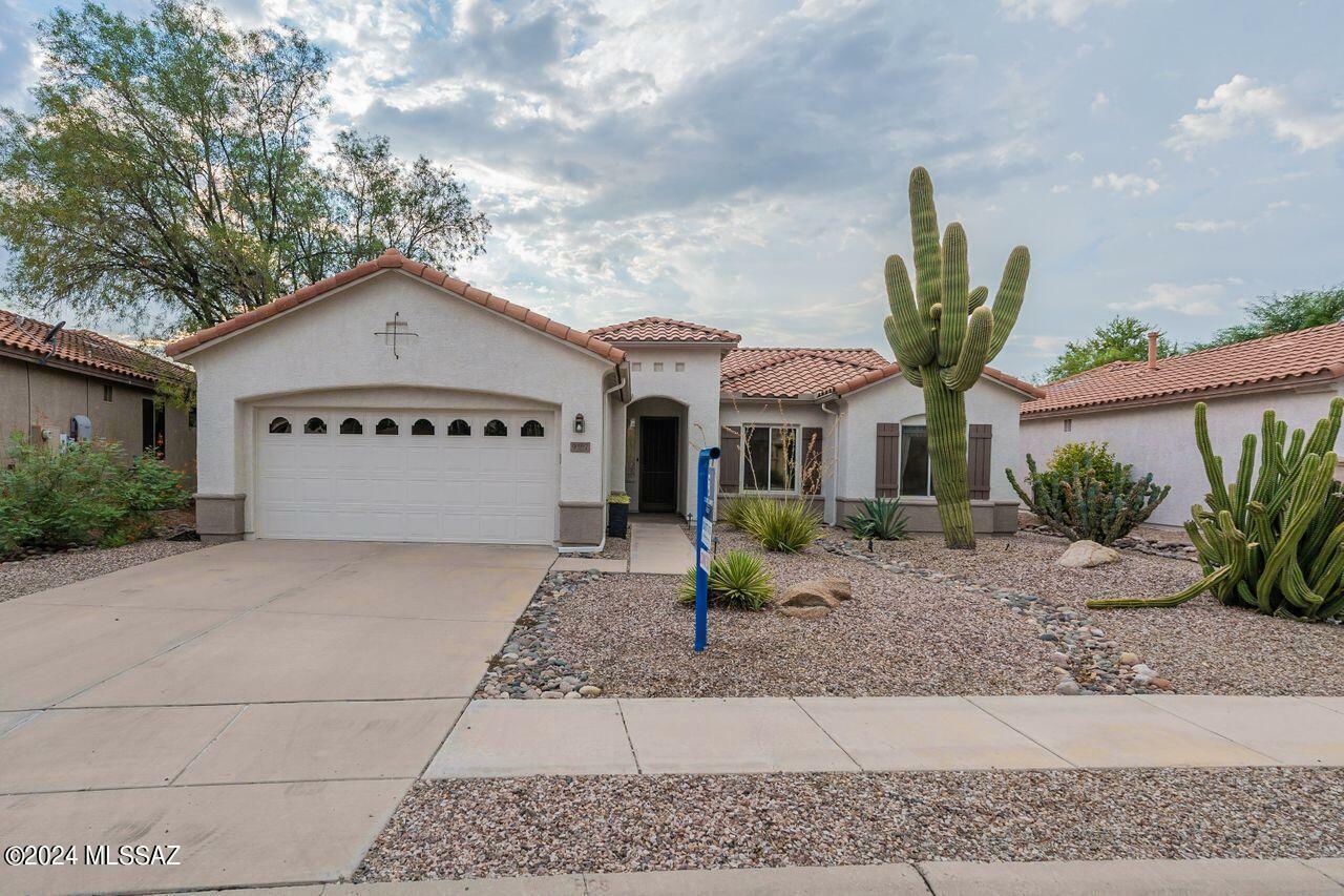 Property Photo:  9387 N Sombrero Canyon Drive  AZ 85743 