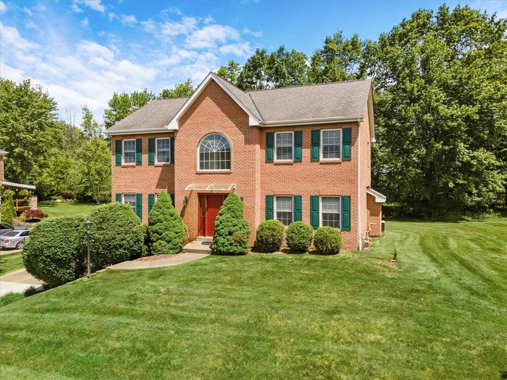 Property Photo:  135 Sewickley Farm Cir  PA 16046 