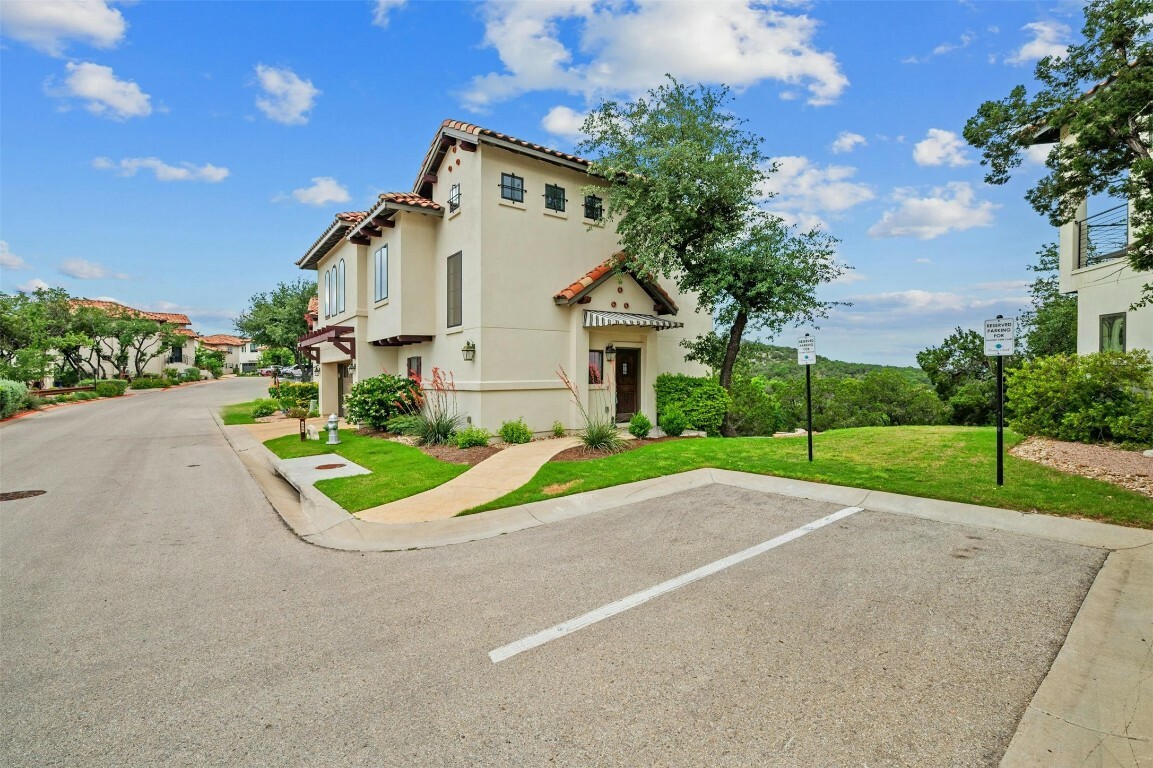 Property Photo:  223 Honey Creek Court 12  TX 78738 