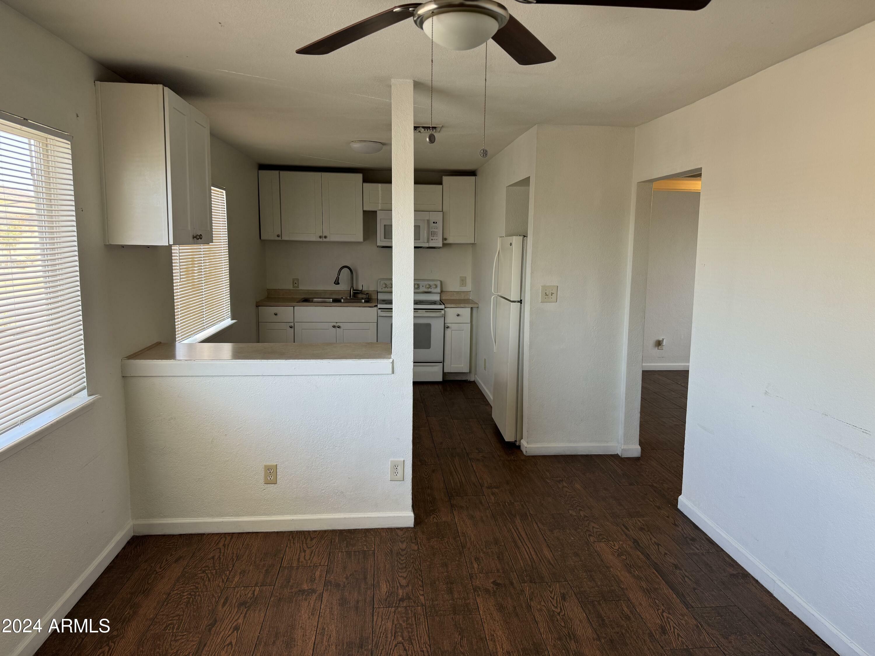 Property Photo:  1319 W Vogel Avenue 3  AZ 85021 