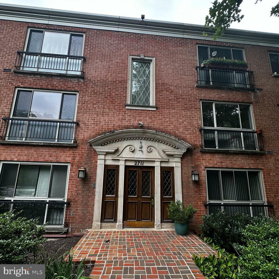 Property Photo:  2711 Ordway Street NW 109  DC 20008 