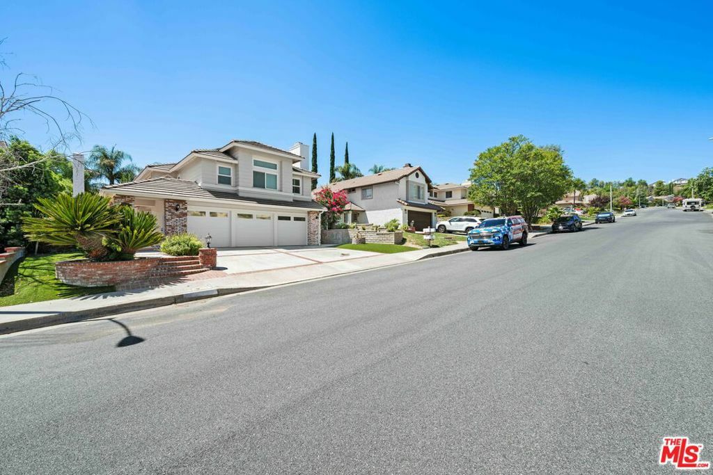 Property Photo:  21632 Agajanian Lane  CA 91350 