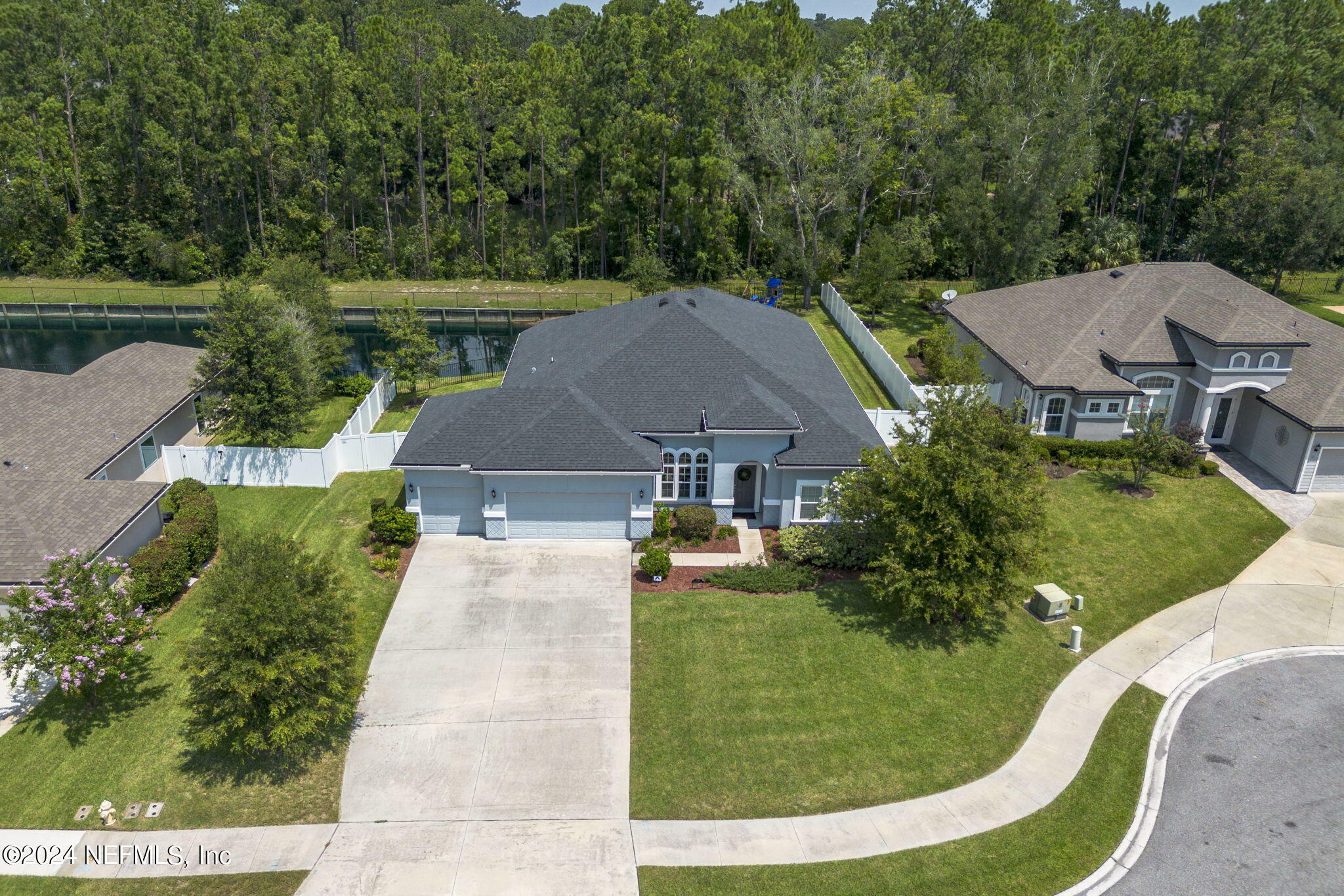 Property Photo:  2725 Haiden Oaks Drive  FL 32223 