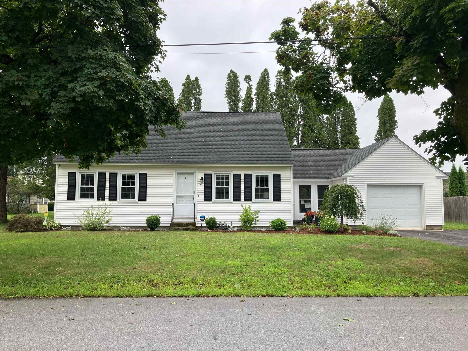 Property Photo:  47 Noyes Street  NH 03301 