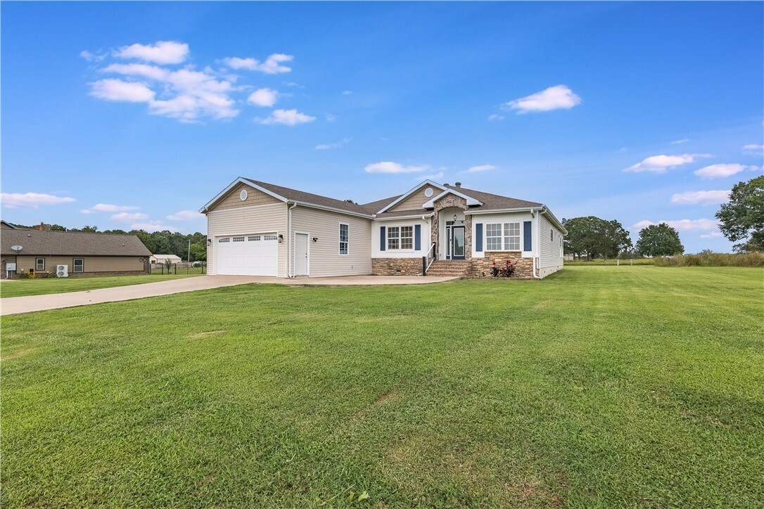 Property Photo:  13496 Loyle Lane  AR 72736 