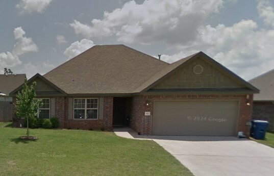 Property Photo:  3101 SW Wargate Avenue  AR 72713 