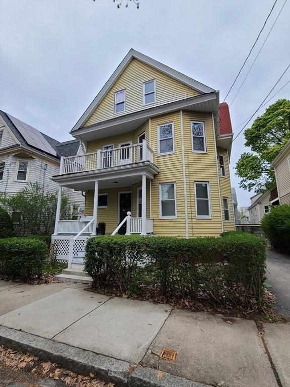 Property Photo:  31 Spencer Avenue - Two Bed 1  MA 02144 