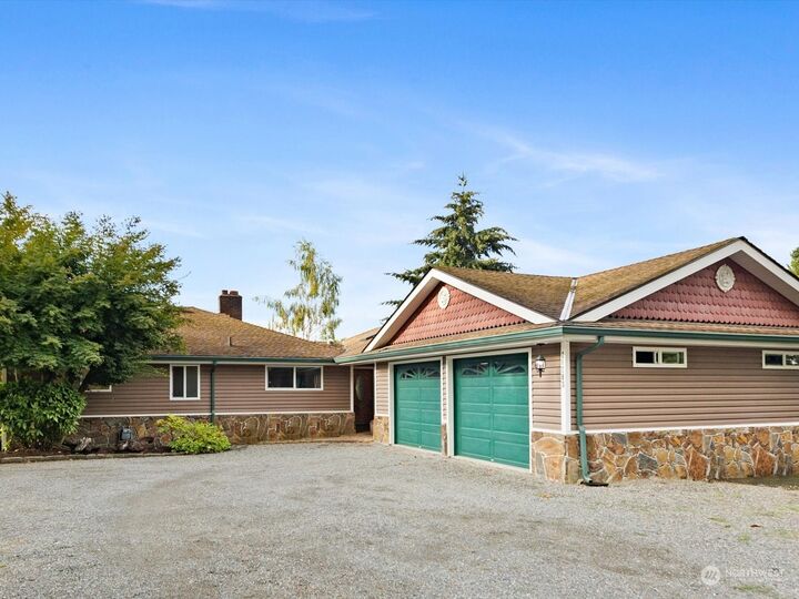 Property Photo:  26703  148th Avenue SE  WA 98042 