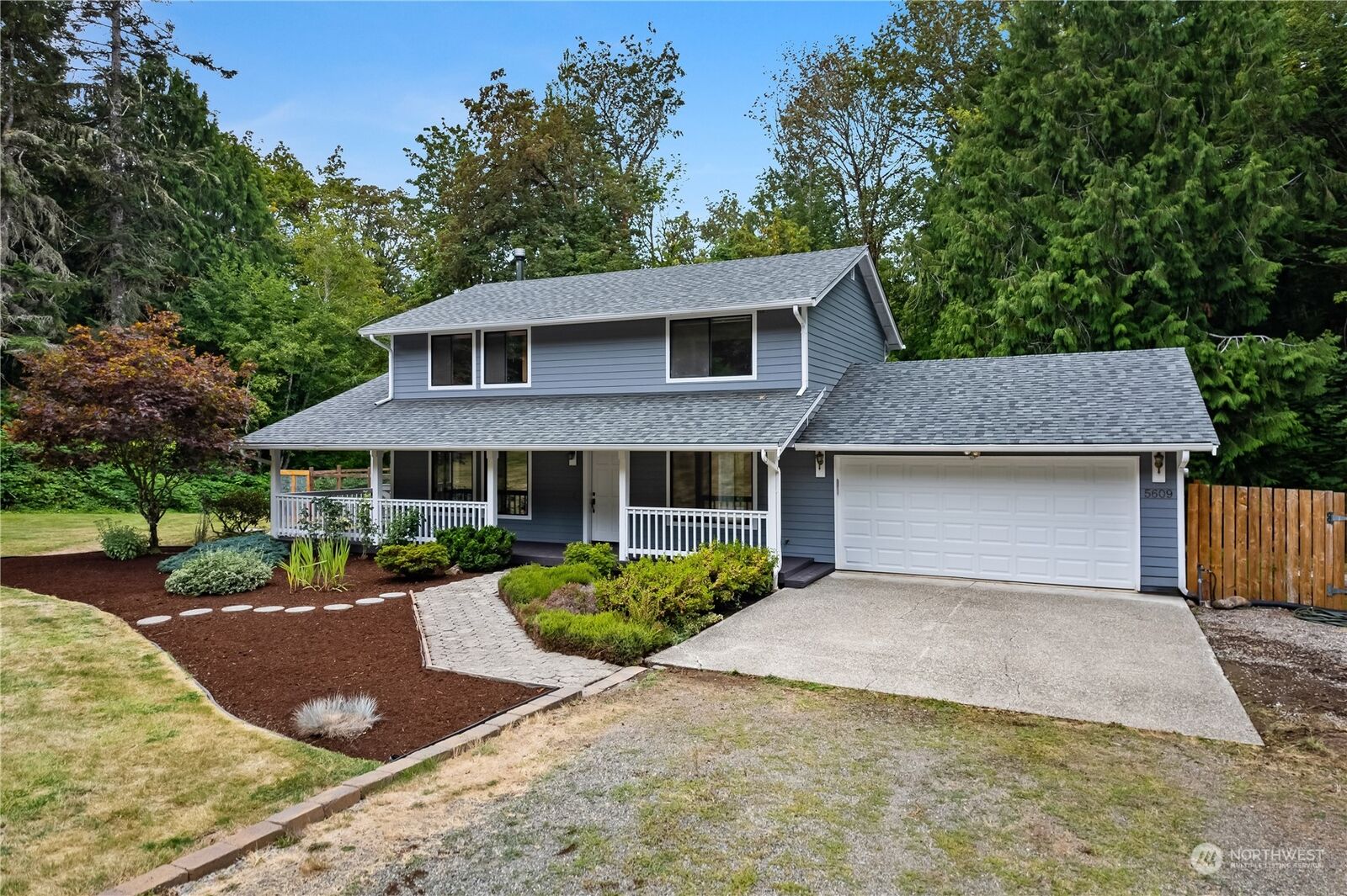 Property Photo:  5609 Lemon Road NE  WA 98506 