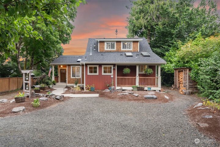 Property Photo:  2481 E Pickering Road  WA 98584 