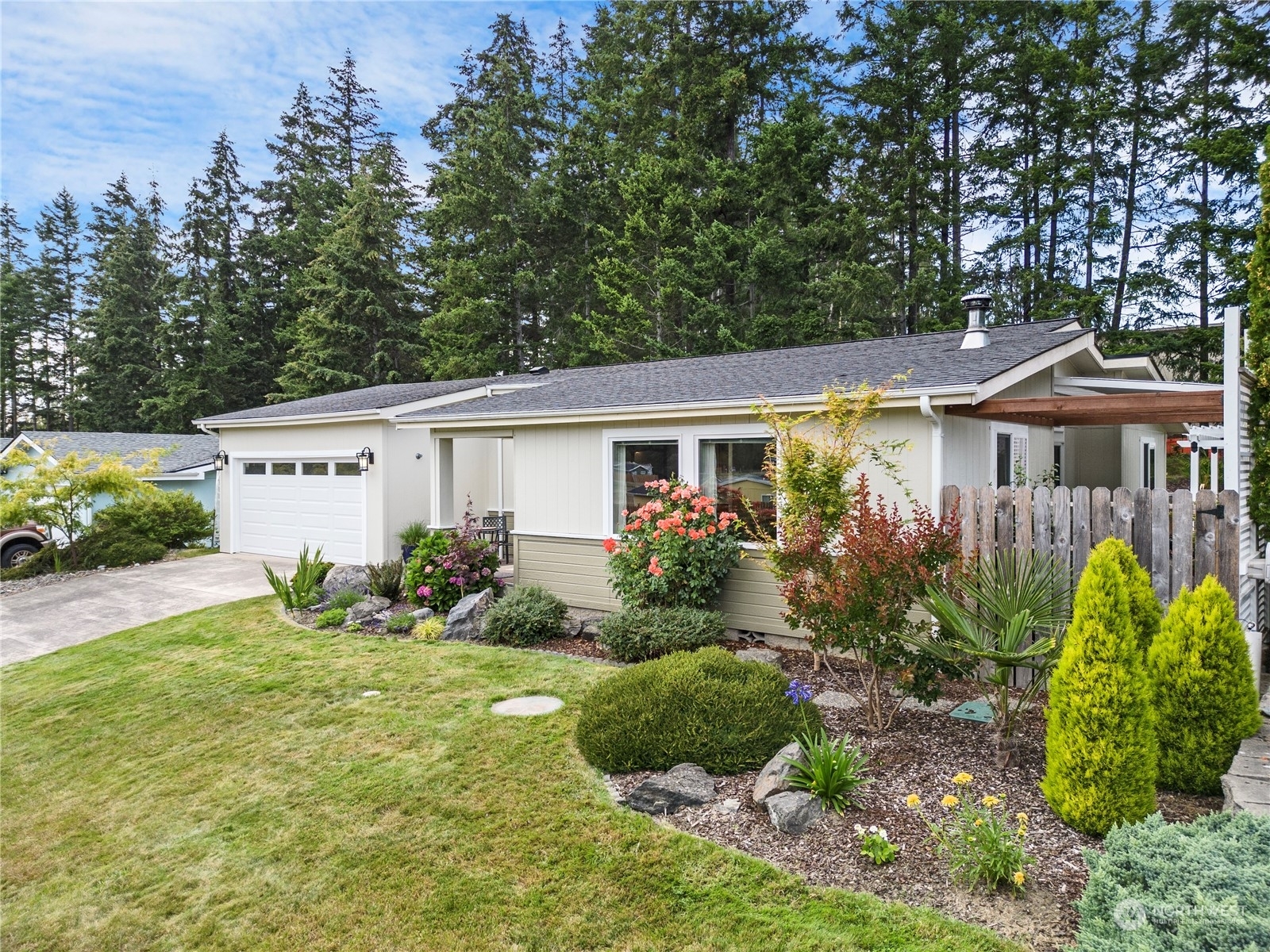 Property Photo: 44 Sunset Meadows Lane WA 98339