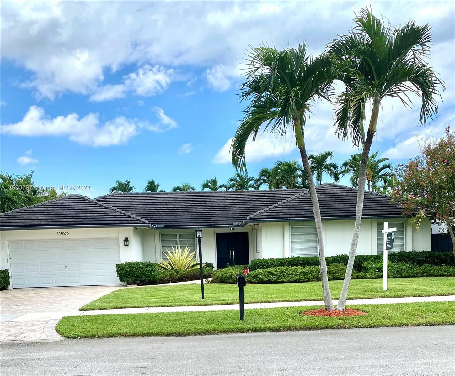 Property Photo:  11625 SW 100th Ter  FL 33176 