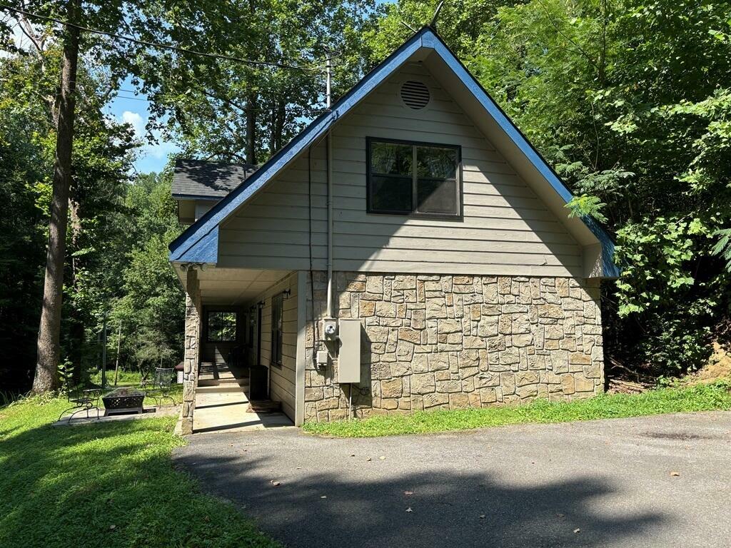 Property Photo:  731 Hardin Lane  TN 37862 