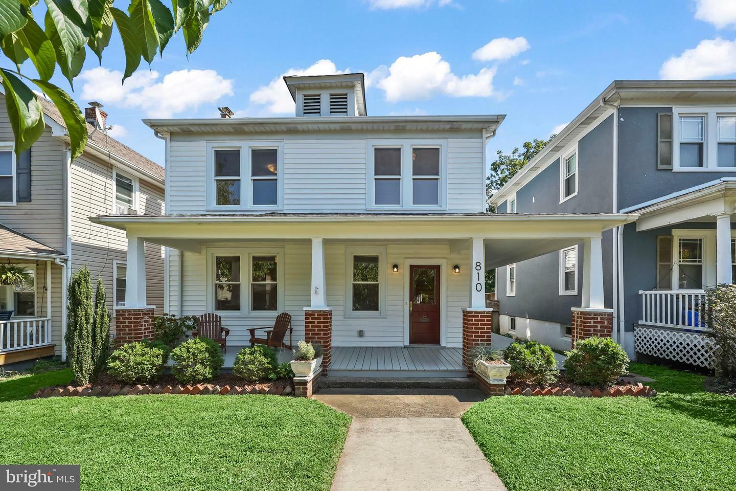 Property Photo:  810 Wolfe Street  VA 22401 