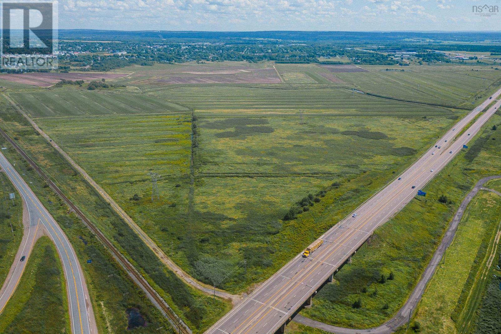 Photo de la propriété:  Highway 2  NS B4H 3Y5 