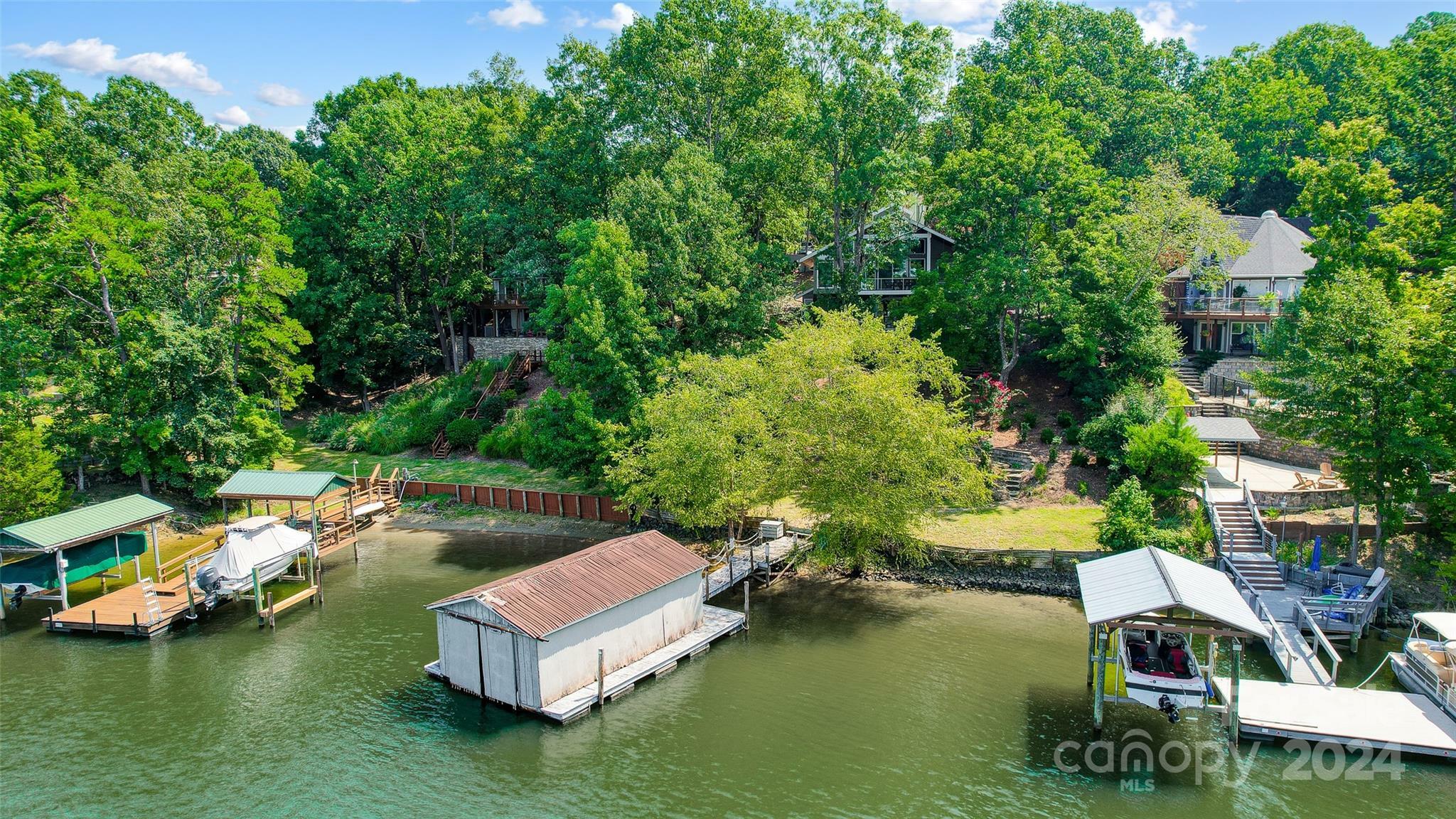 Property Photo:  10016 Bora Bora Drive  SC 29708 