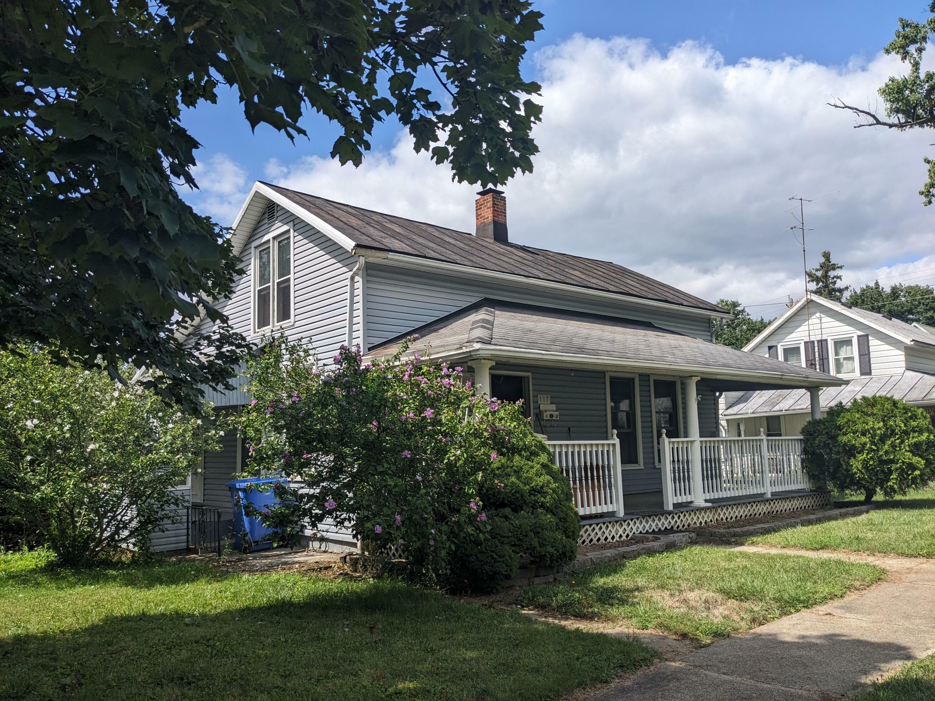 Property Photo:  117 N Walnut Street  OH 43338 