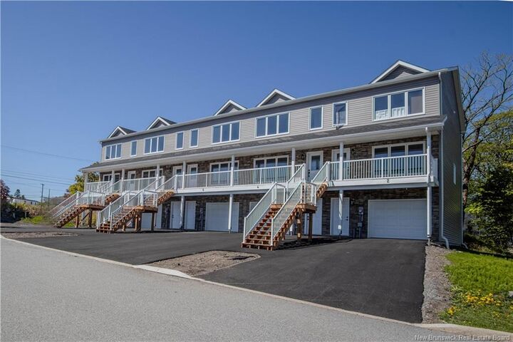 Property Photo: 4 Rockingstone Drive NB E2M 0B5
