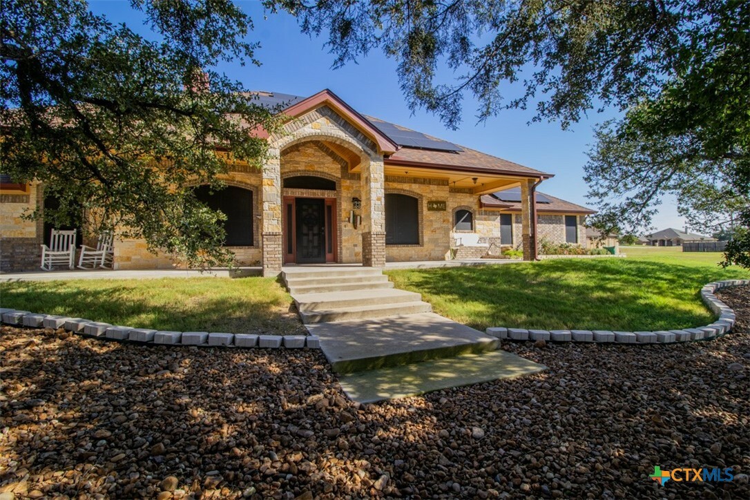 Property Photo:  301 County Road 4772  TX 76539 