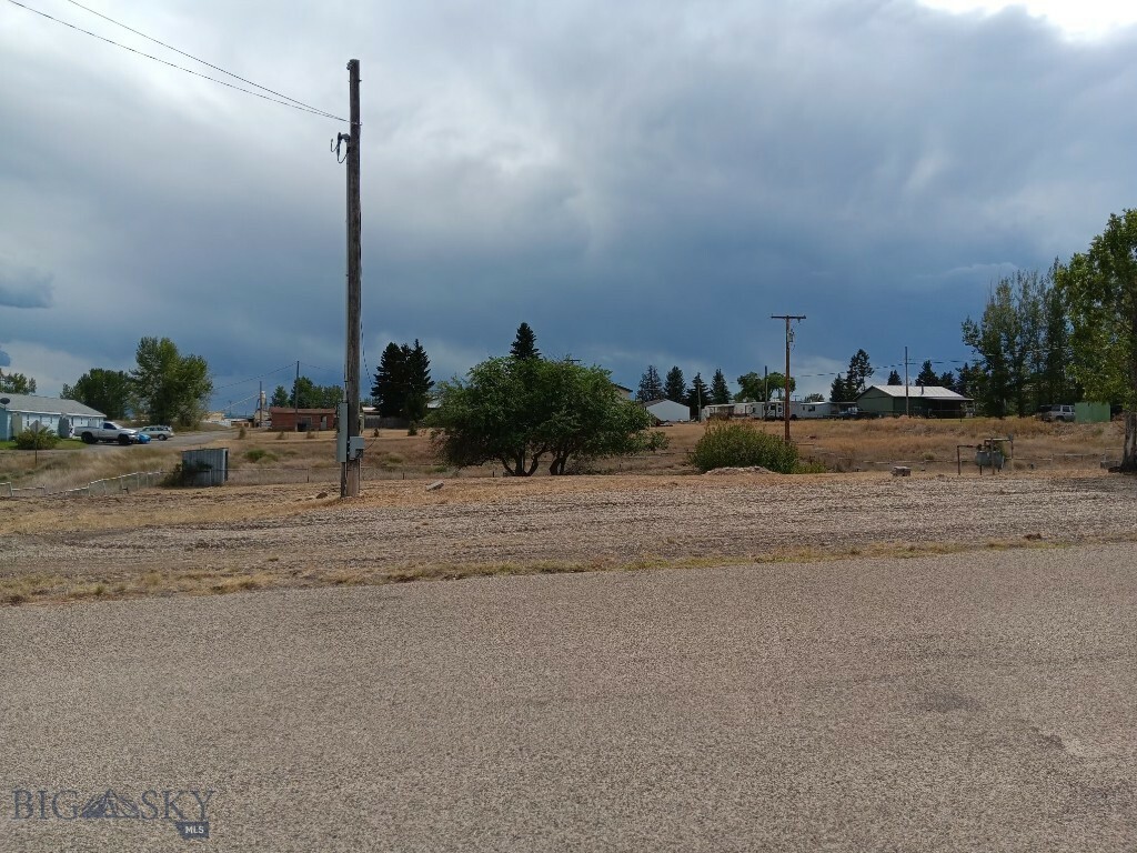 Property Photo:  408 W Maryland  MT 59722 